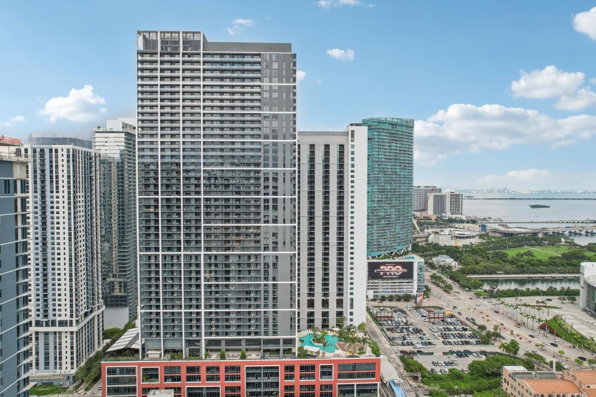 Stunning Lux 2 Bed 2 Bath With Panoramic View From Balcony * Miami
