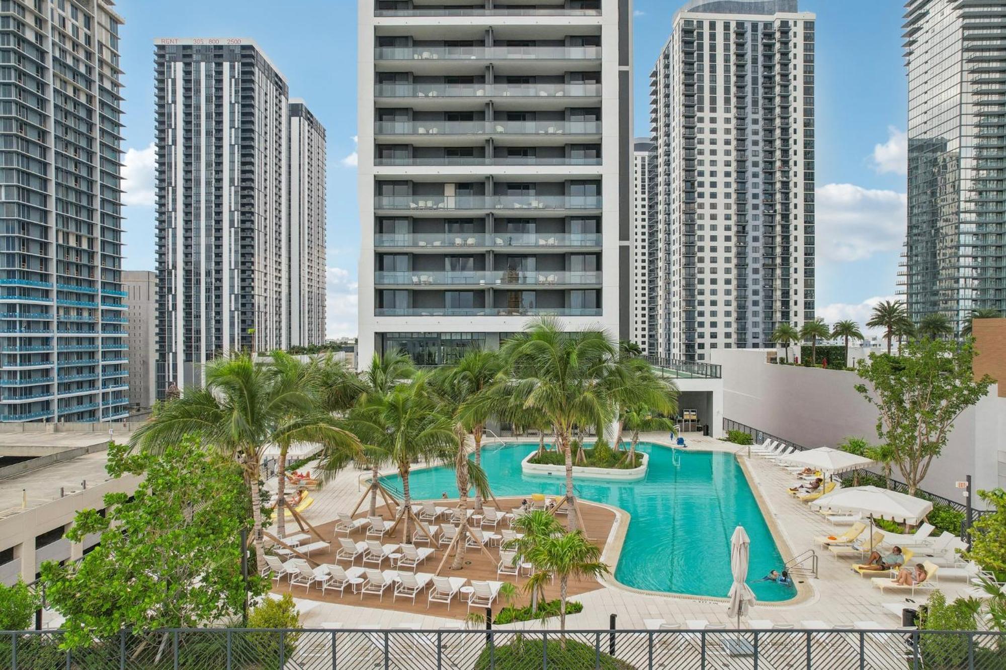 Stunning Lux 2 Bed 2 Bath With Panoramic View From Balcony Aparthotel Miami